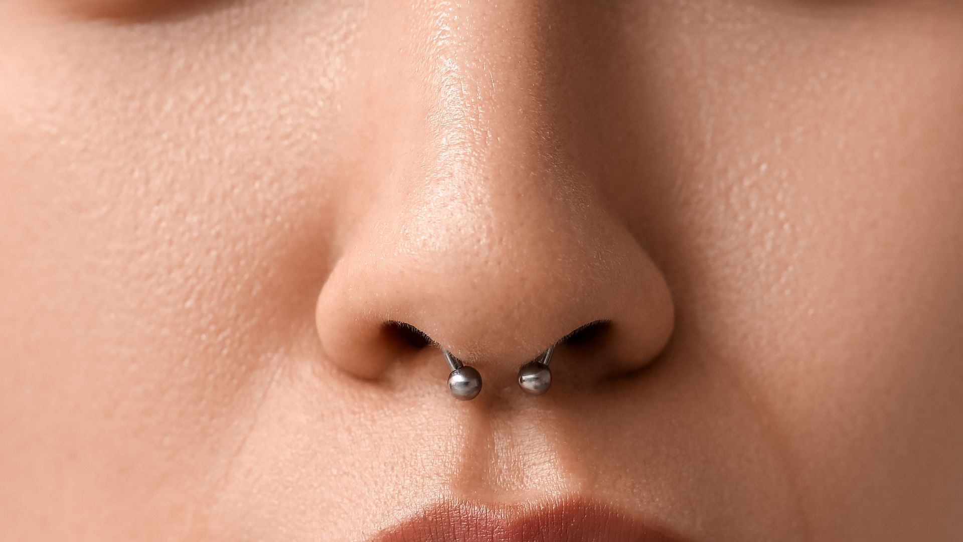 Al Amir Tattoo Aachen - Tattoo Studio Aachen - Piercing Studio Aachen - Tattoo & Piercing Aachen - Professionelles Tattoo Aachen - Tattoo Artist Aachen - Individuelles Tattoo Design